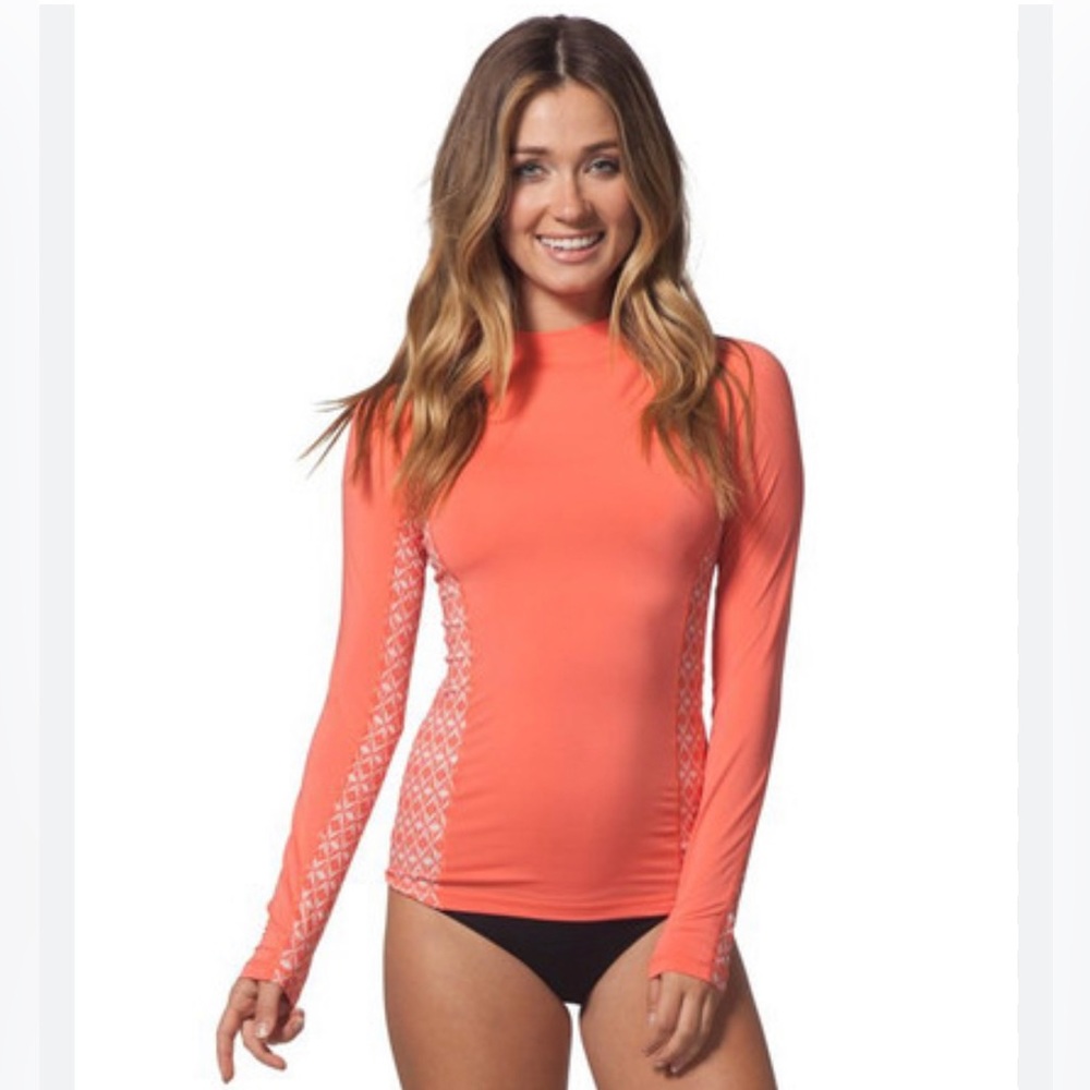 RIP CURL Women's L UV Rashguard Long Sleeve Swim Surf New 50+ UPF Rating - Picture 3 of 8